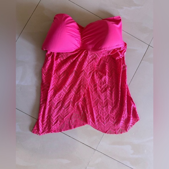 Vince Camuto Dragon Fruit Crochet Draped Tankini M - Picture 8 of 15